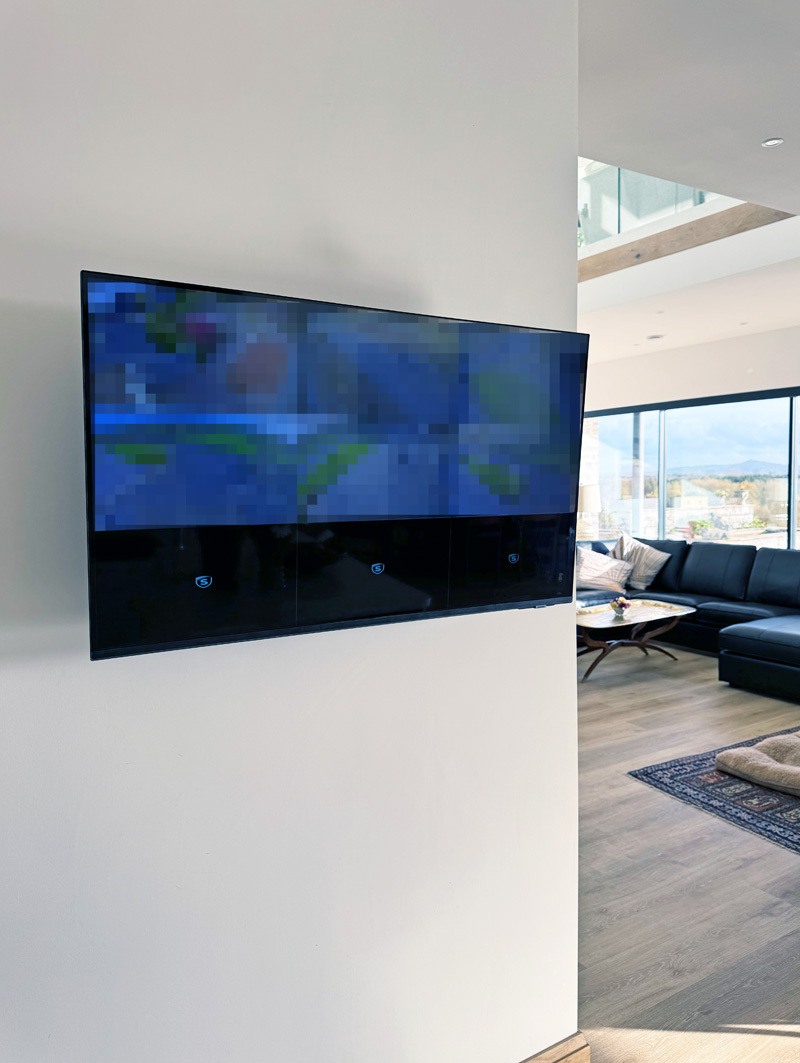 wedmore-smart-home-cctv08 4K CCTV on TV